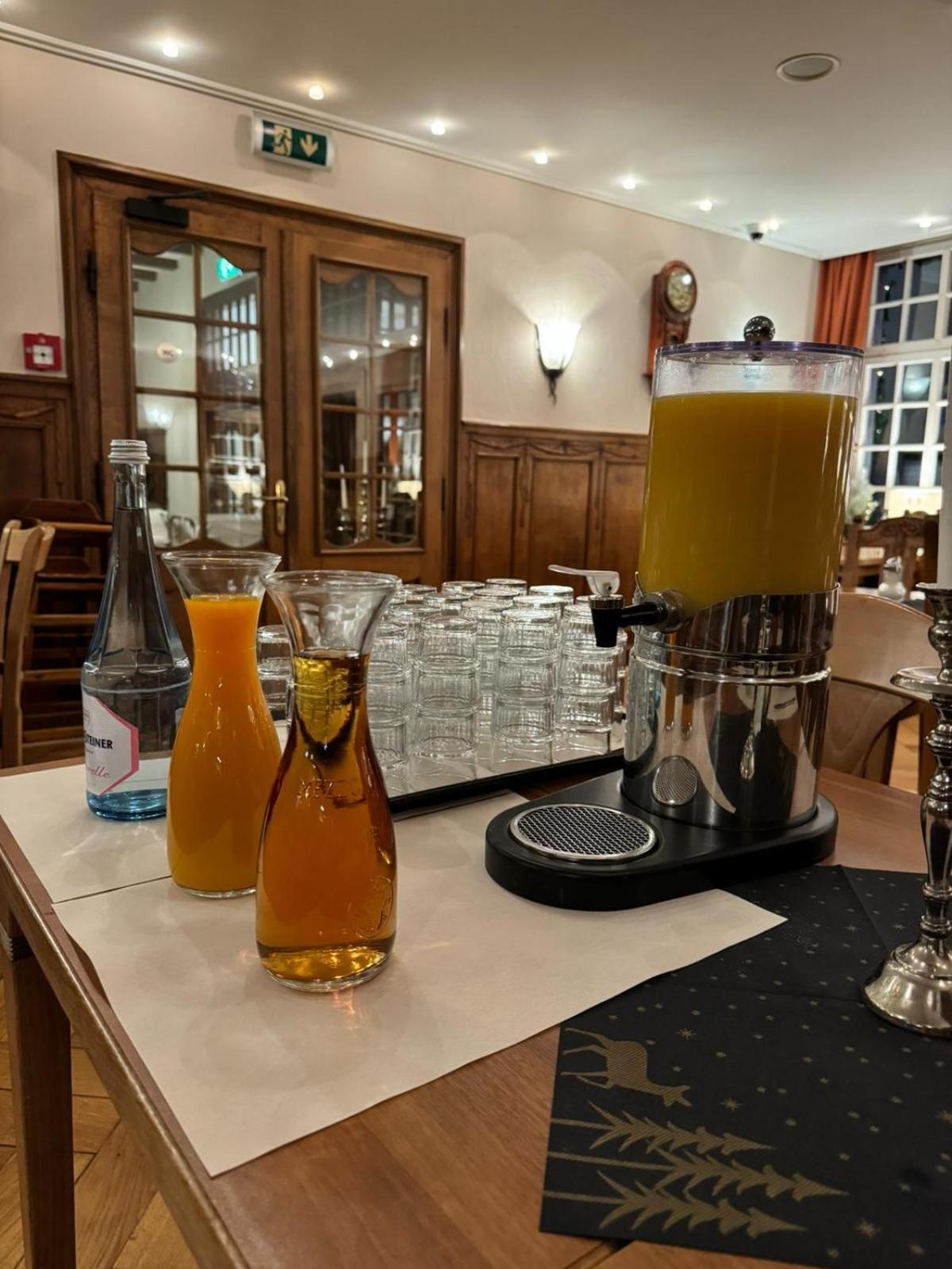 Horchem Hotel-Restaurant-Cafe-Bar مونشاو المظهر الخارجي الصورة