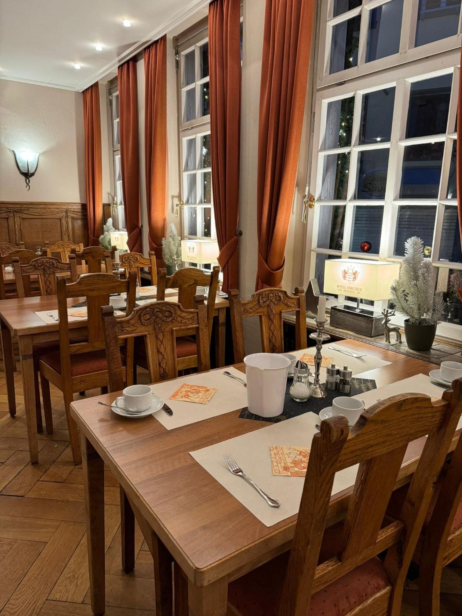 Horchem Hotel-Restaurant-Cafe-Bar مونشاو المظهر الخارجي الصورة